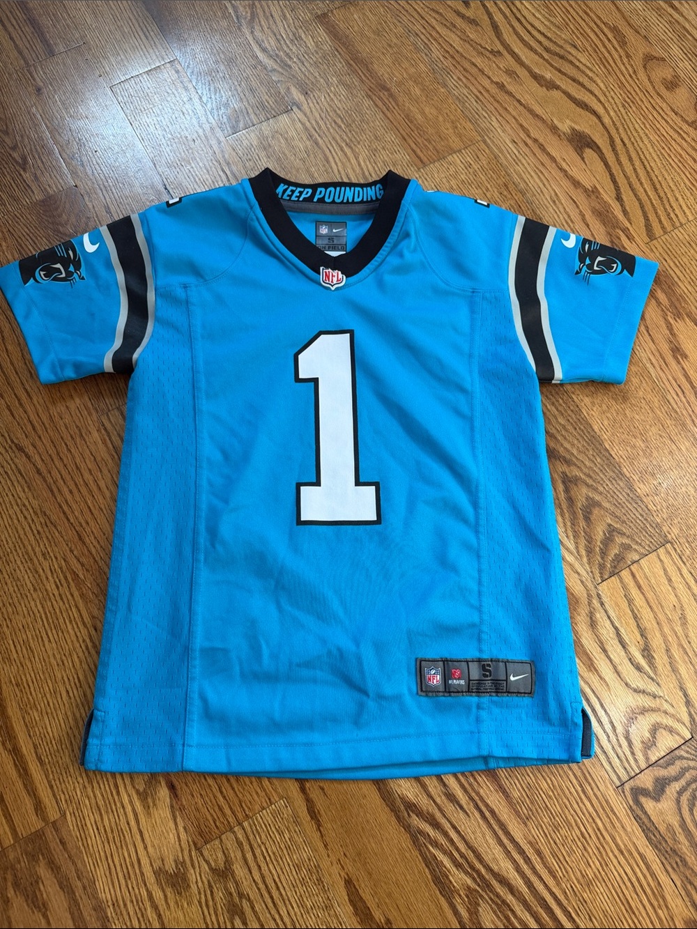 Nike Carolina Panthers Cam Newton Football Jersey. Size Small. - Picture 2 of 14
